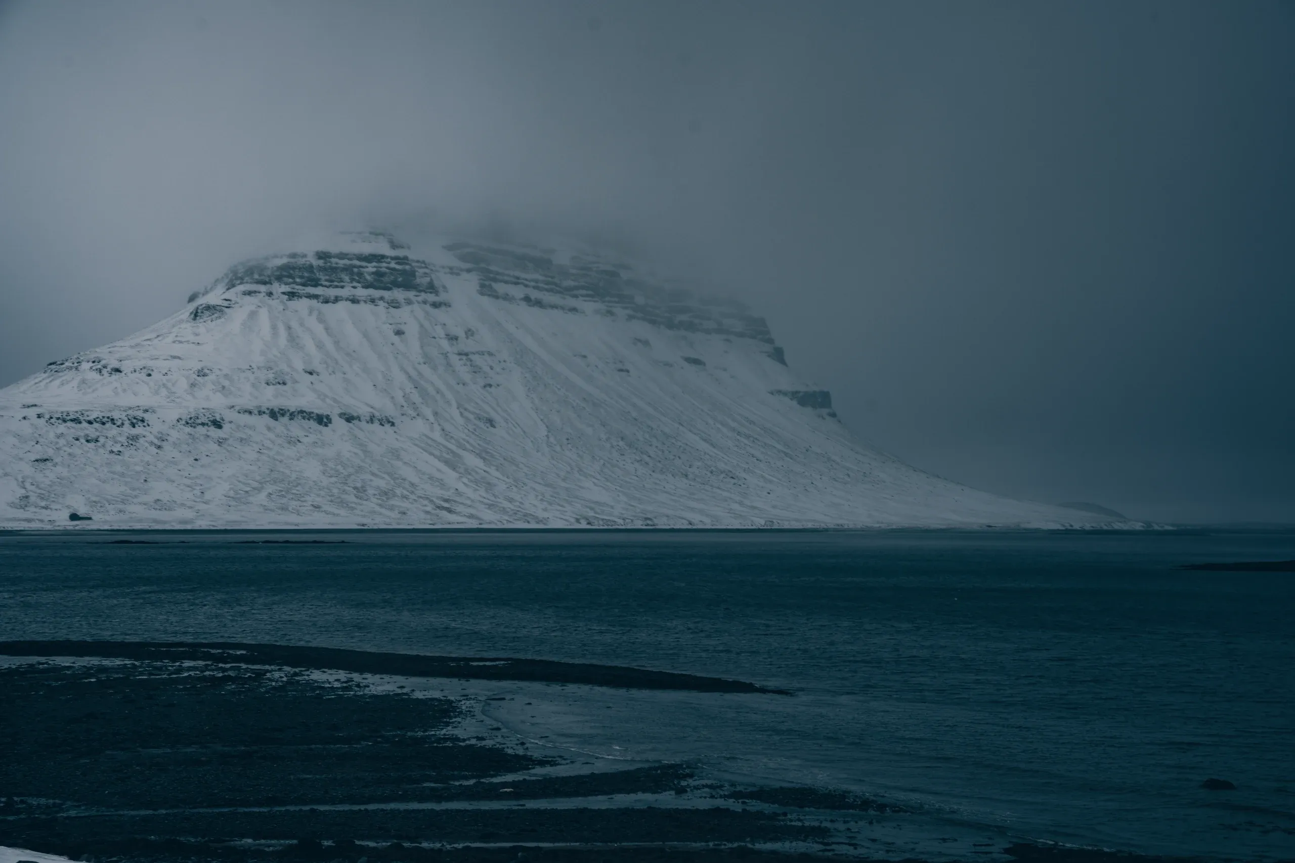 Iceland — photograph 3